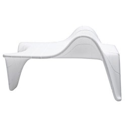 Blanco de Vondom bajo tabla F3